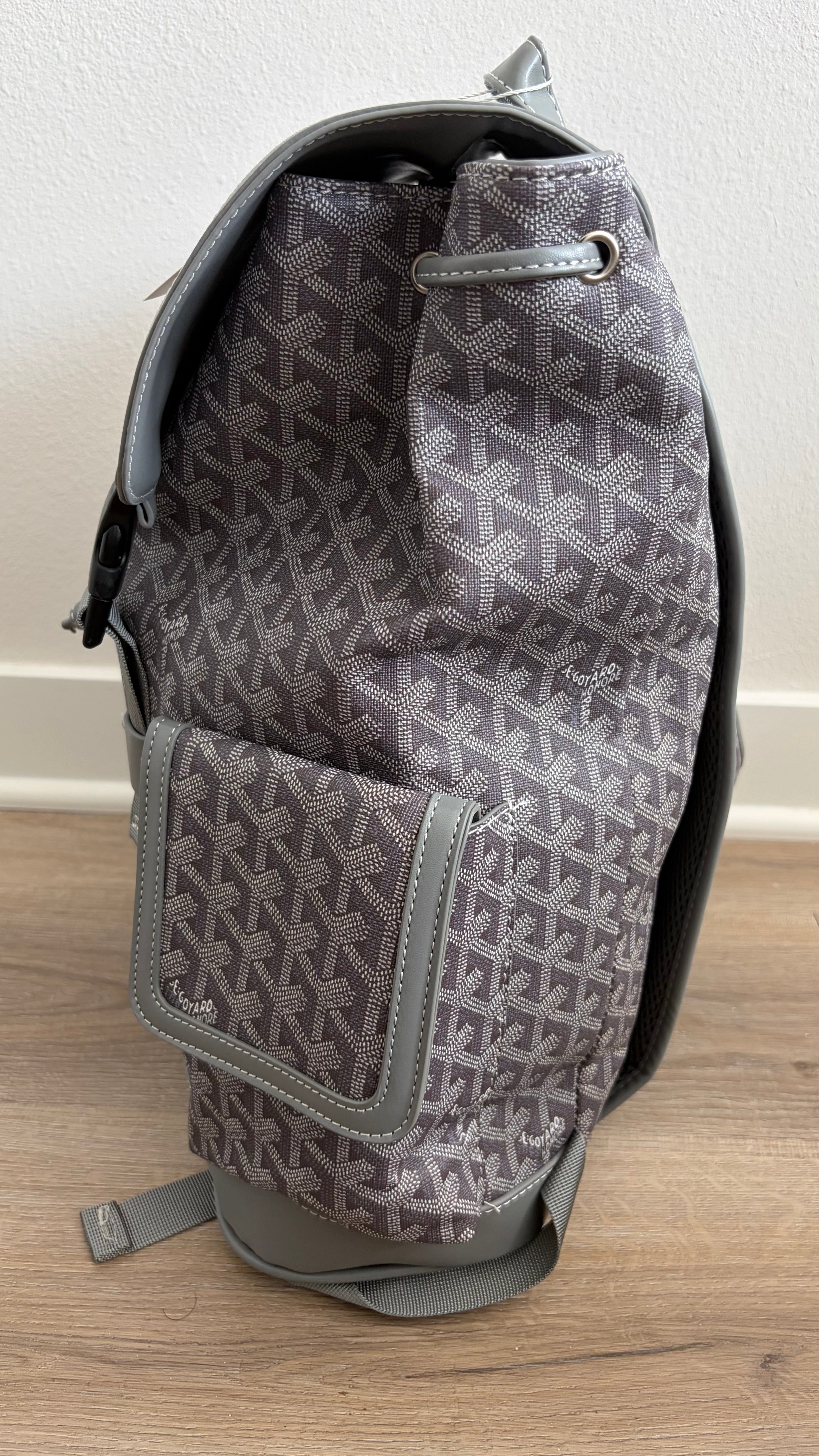 Grey Pattern backpack